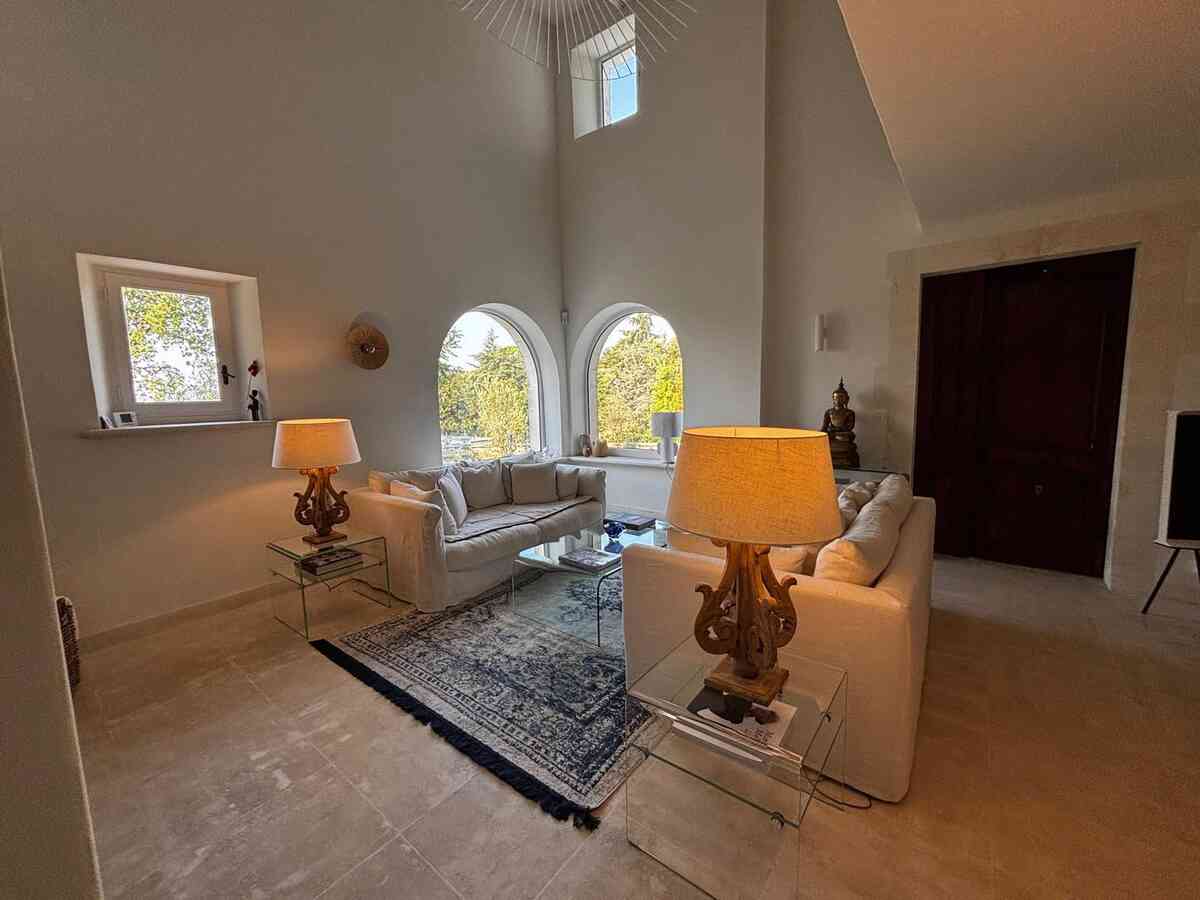 21 - Exceptional, renovated stone farmhouse: Villa: Interior