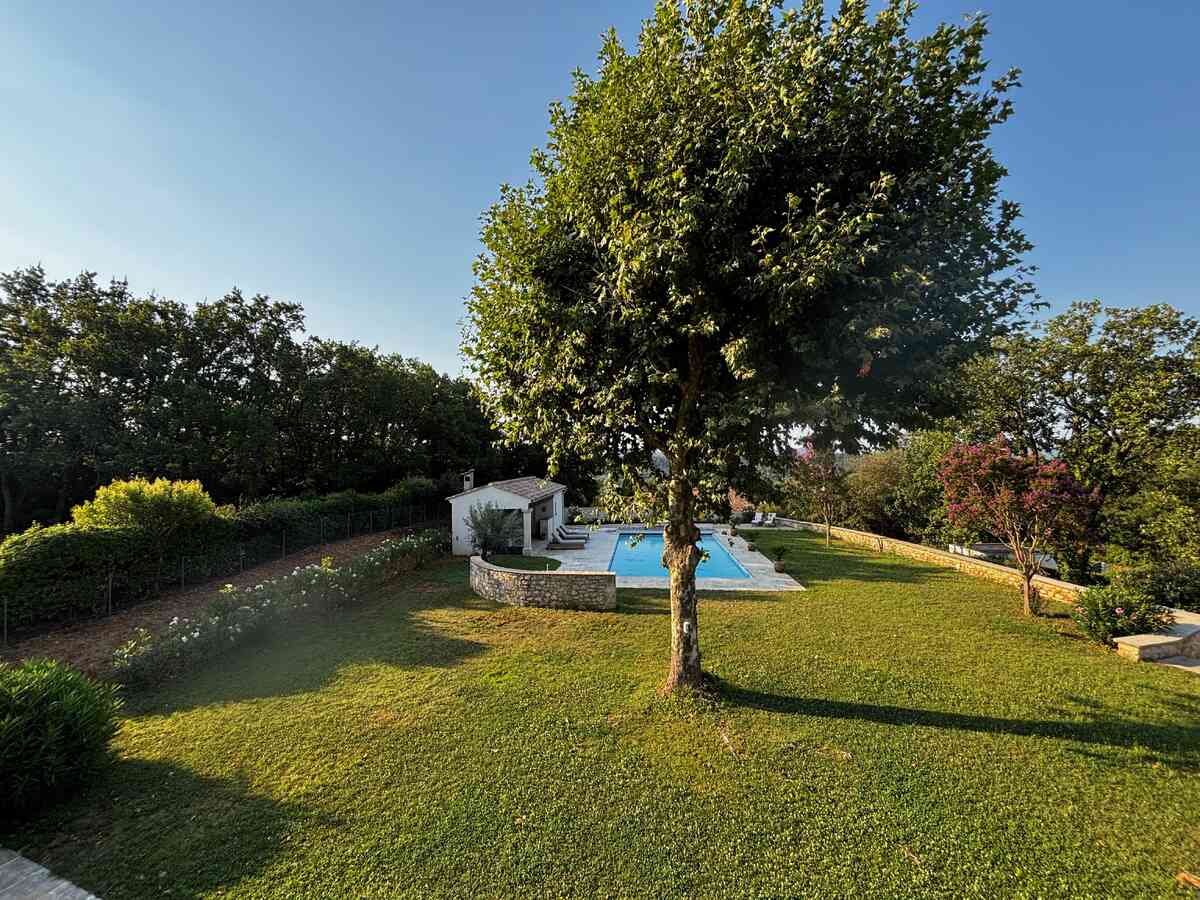 42 - Exceptional, renovated stone farmhouse: Villa: Exterior