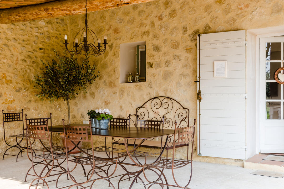 Provençaals huis op een landgoed met biologische olijfolie 7 - Mas de Robion: Villa: Interior