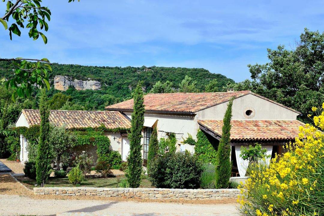 Ferienhaus mit beheiztem Pool in der Nähe von Apt 7 - La Bastide des Chênes: Villa: Exterior