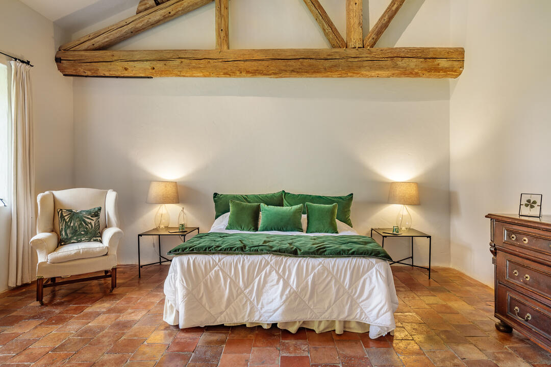 Luxusferienhaus umgeben von 30 Hektar Land 7 - Bastide de Luberon: Villa: Interior