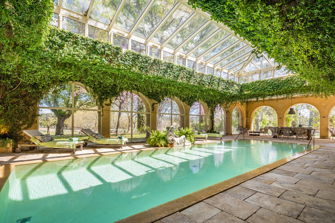 Luxury Estate with Three Properties and Three Pools 5 - Domaine de Luberon: Villa: Pool