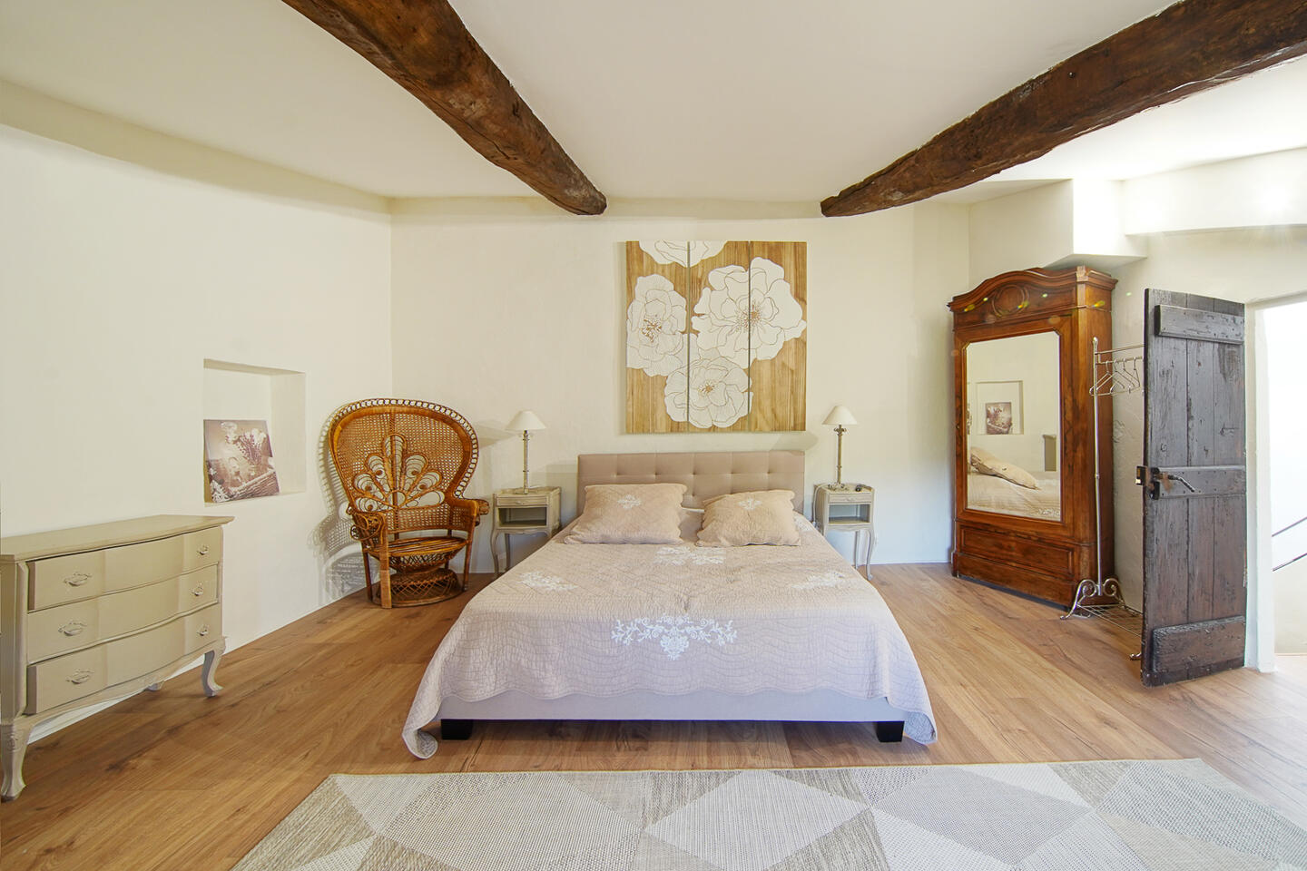 47 - Mas Castillon: Villa: Bedroom