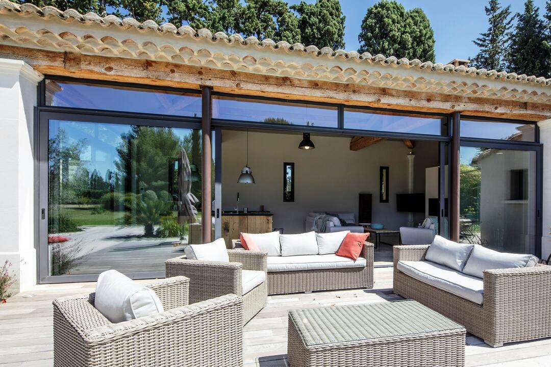 Paradiesisches Ferienhaus mit luxuriösem Poolhaus 7 - Mas Luna: Villa: Exterior