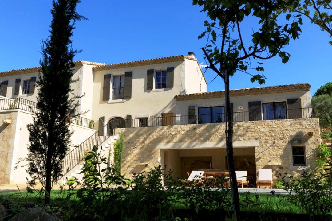 Atemberaubendes Landhaus mit beheiztem Pool in Saint-Rémy 16 - Chez Sako: Villa: Exterior
