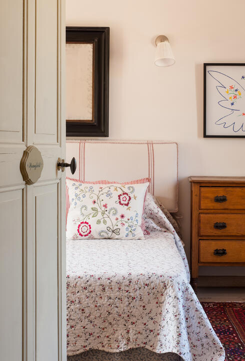 54 - Mas Pont-du-Gard: Villa: Bedroom