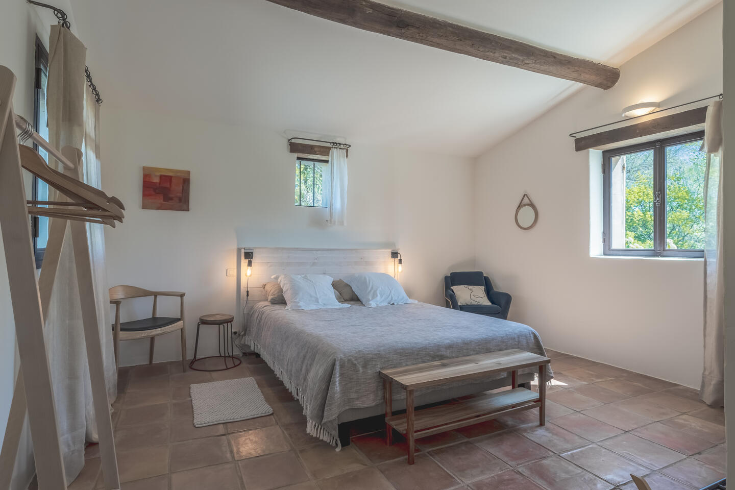 34 - Mas du Taureau: Villa: Bedroom - Gordes