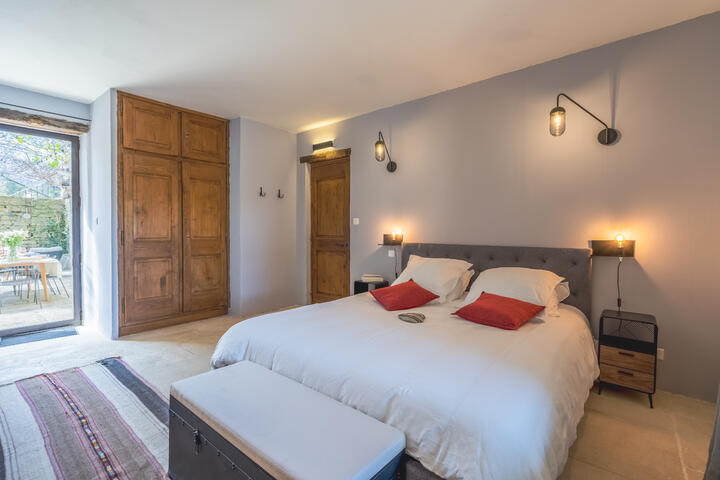 25 - Mas du Taureau: Villa: Bedroom - Suite parentale