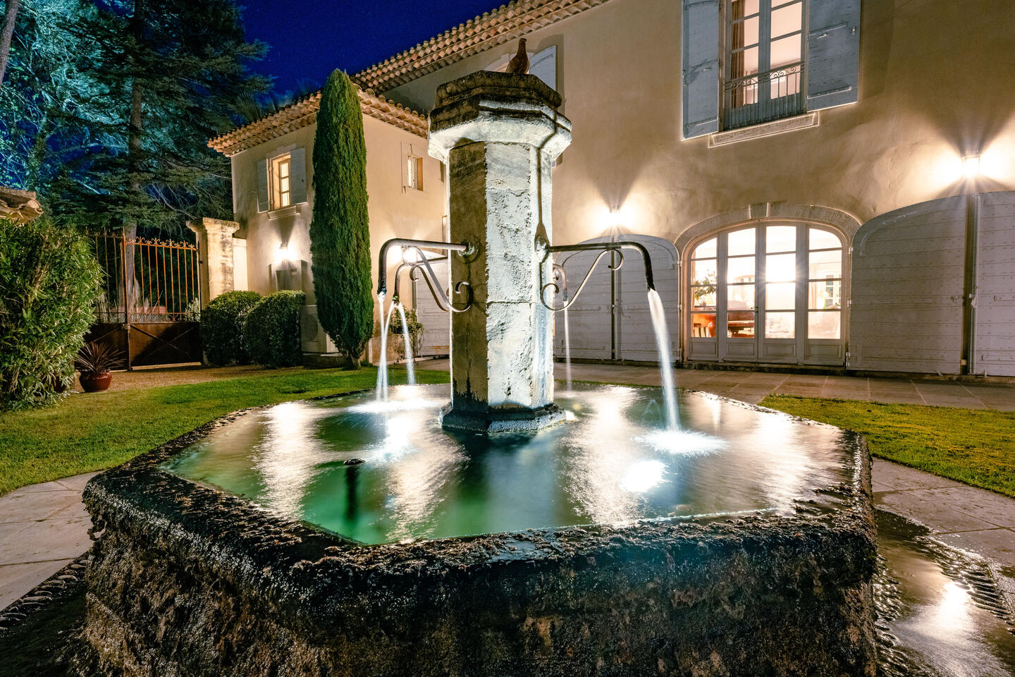 85 - Domaine de Provence: Villa: Exterior