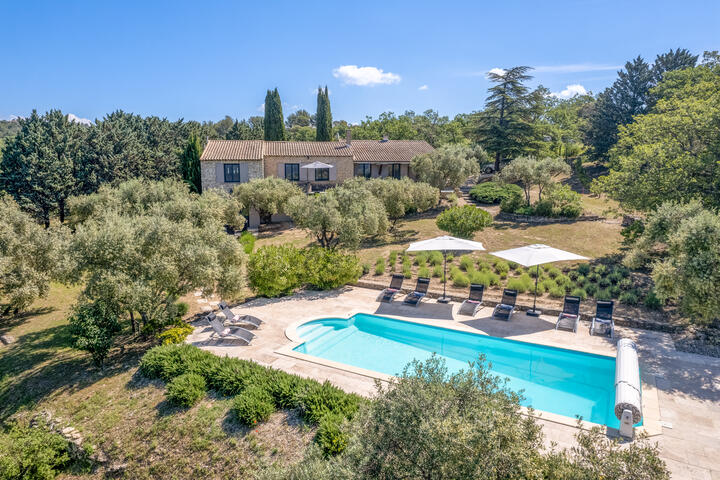 Villa with swimming pool in Gordes