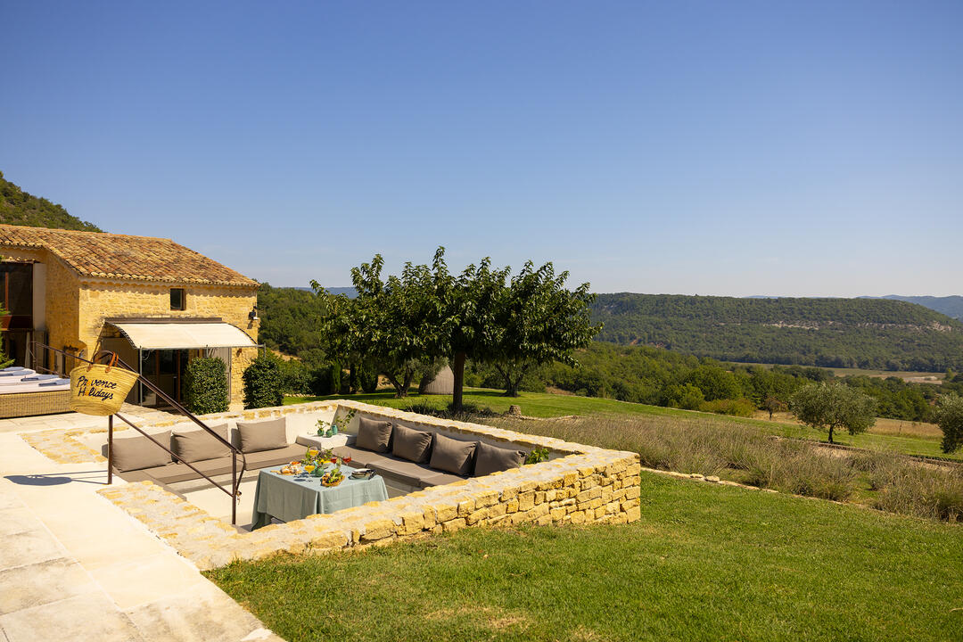 Herrliches Anwesen in der Landschaft von Viens, mit Panoramablick 4 - Combe des Fougères: Villa: Exterior