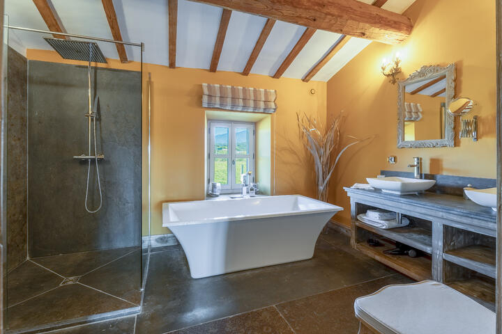 46 - Bastide Saint-Pierre: Villa: Bathroom
