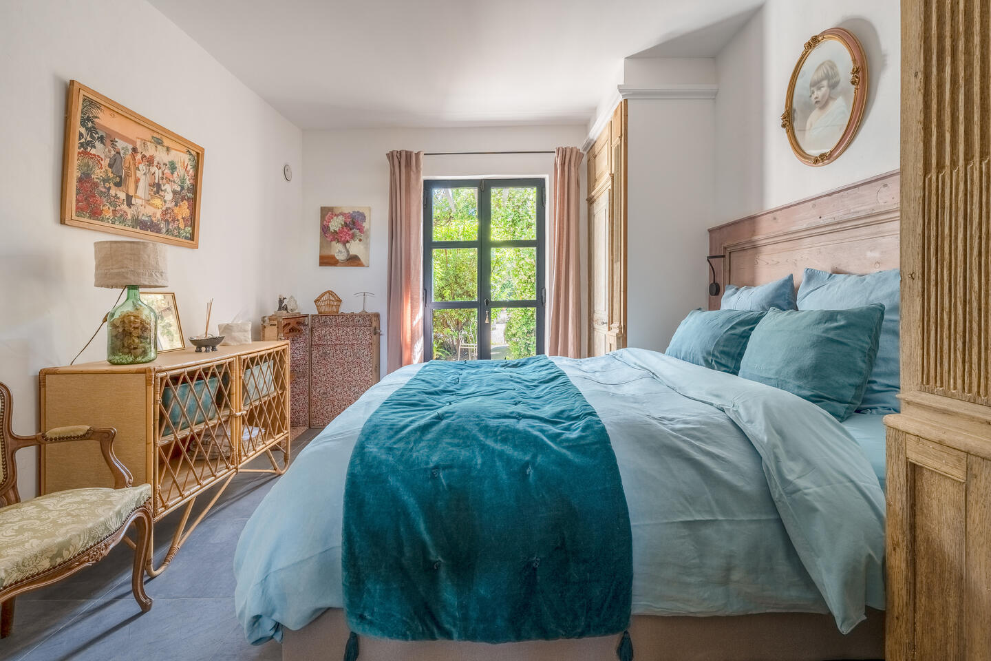 26 - Mas de la Petite Sorgue: Villa: Bedroom
