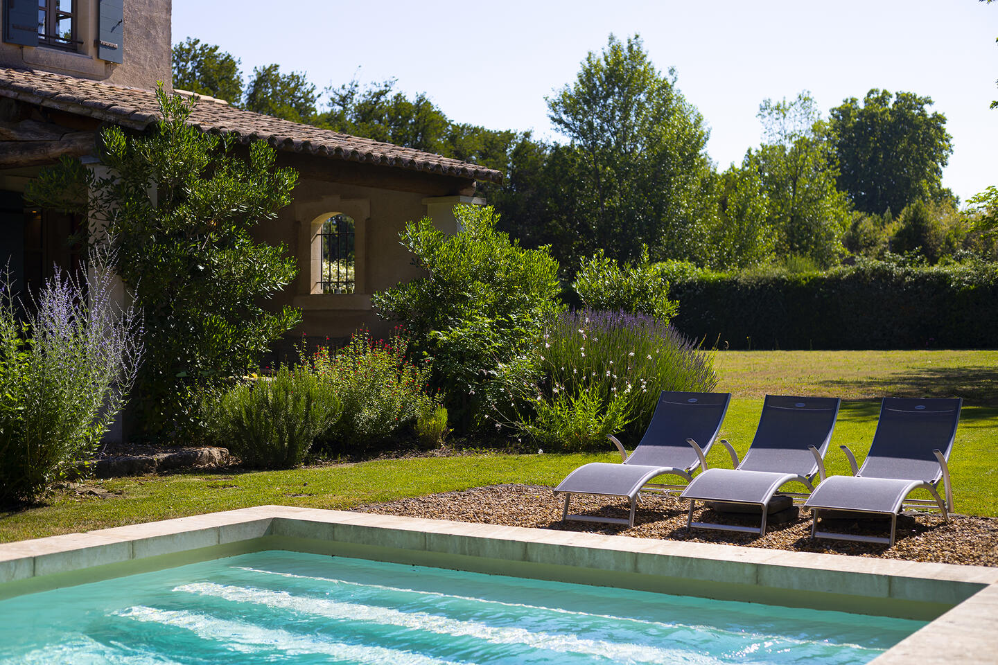 20 - Air-conditioned Bastide with swimming pool near the centre of Saint-Rémy: Villa: Pool