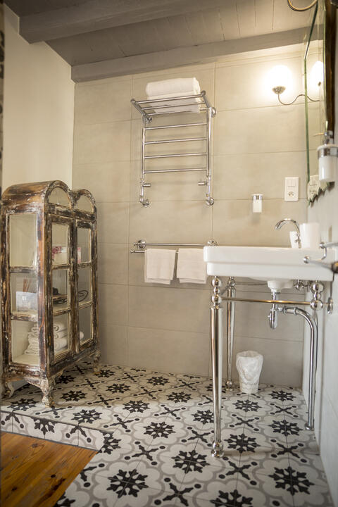 21 - Mas de Mazette: Villa: Bathroom