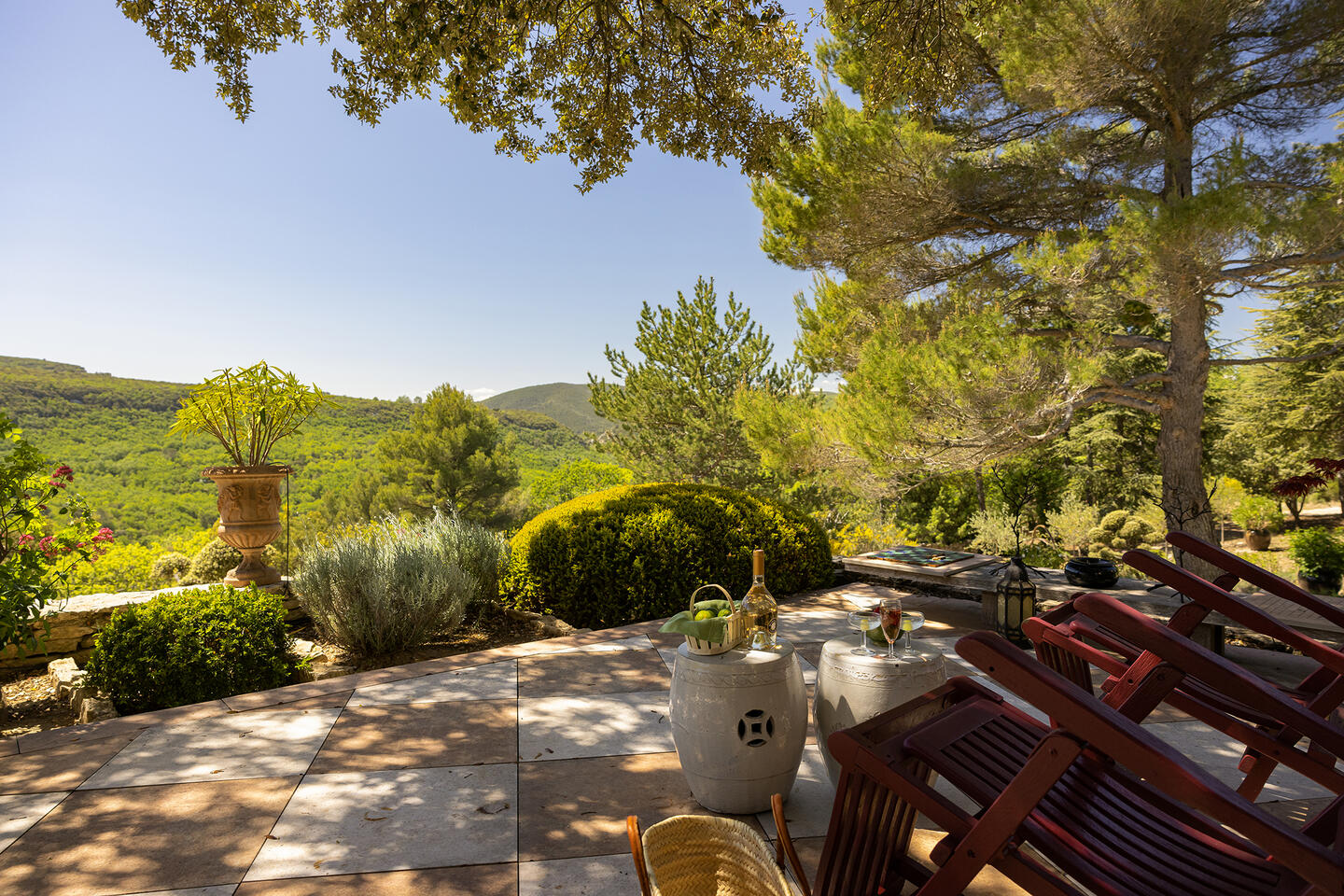 21 - Un Secret Provençal: Villa: Exterior