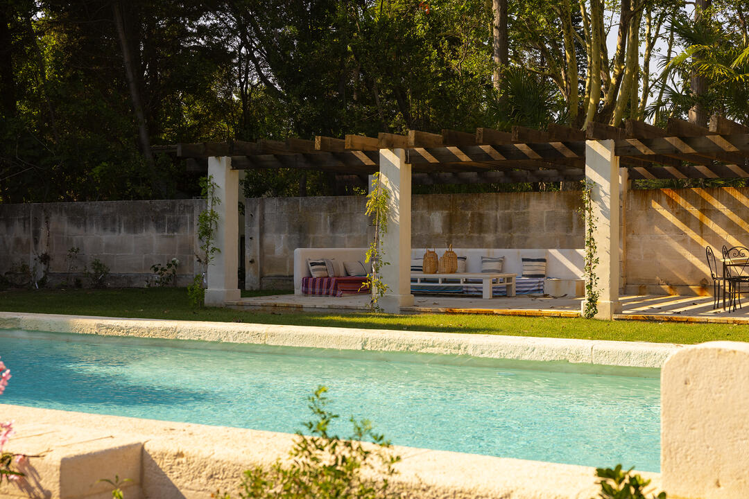 Mas du 18ème situé au coeur des Alpilles 7 - Bastide Mouriès: Villa: Pool