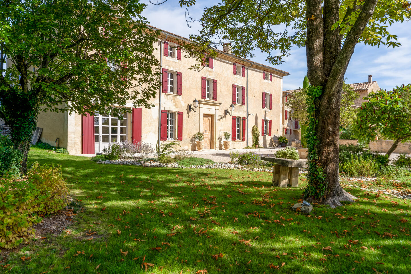 82 - Bastide Saint-Pierre: Villa: Exterior