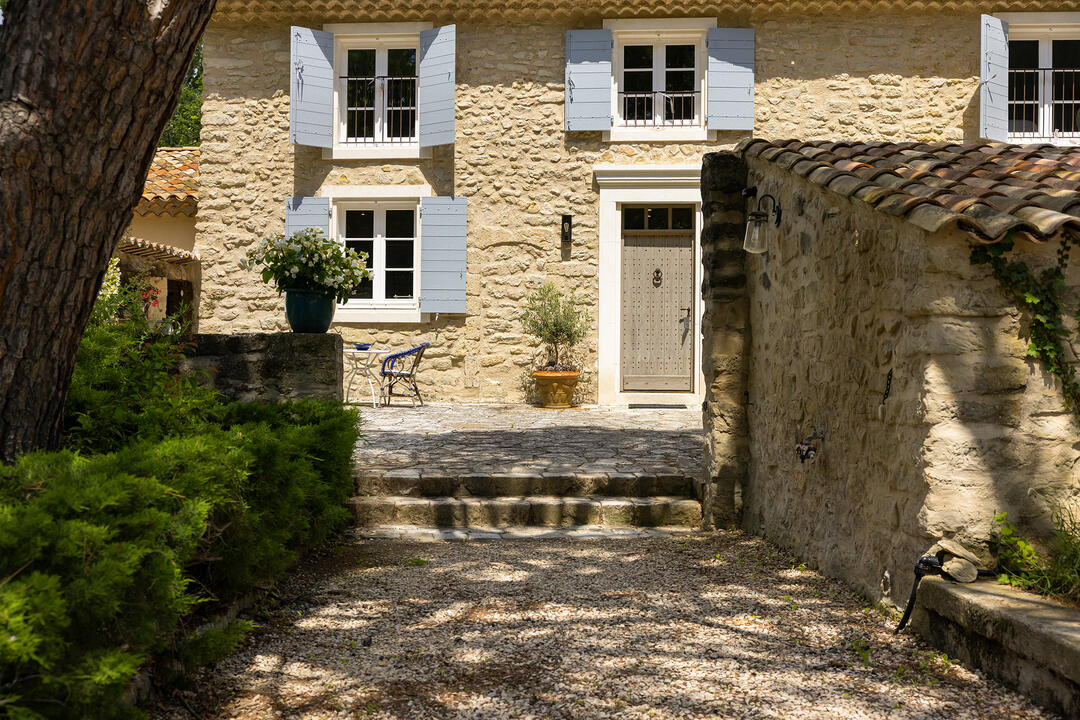 Komfortables Anwesen mit hübschem Garten in der Nähe von Lourmarin 7 - Le Mas d\'Ansouis: Villa: Exterior