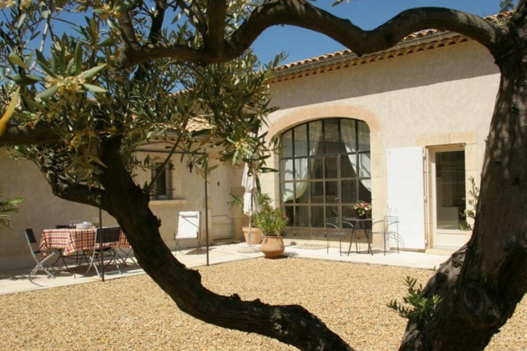 Ferienhaus mit beheiztem Pool in der Nähe von Apt 8 - La Bastide des Chênes: Villa: Exterior