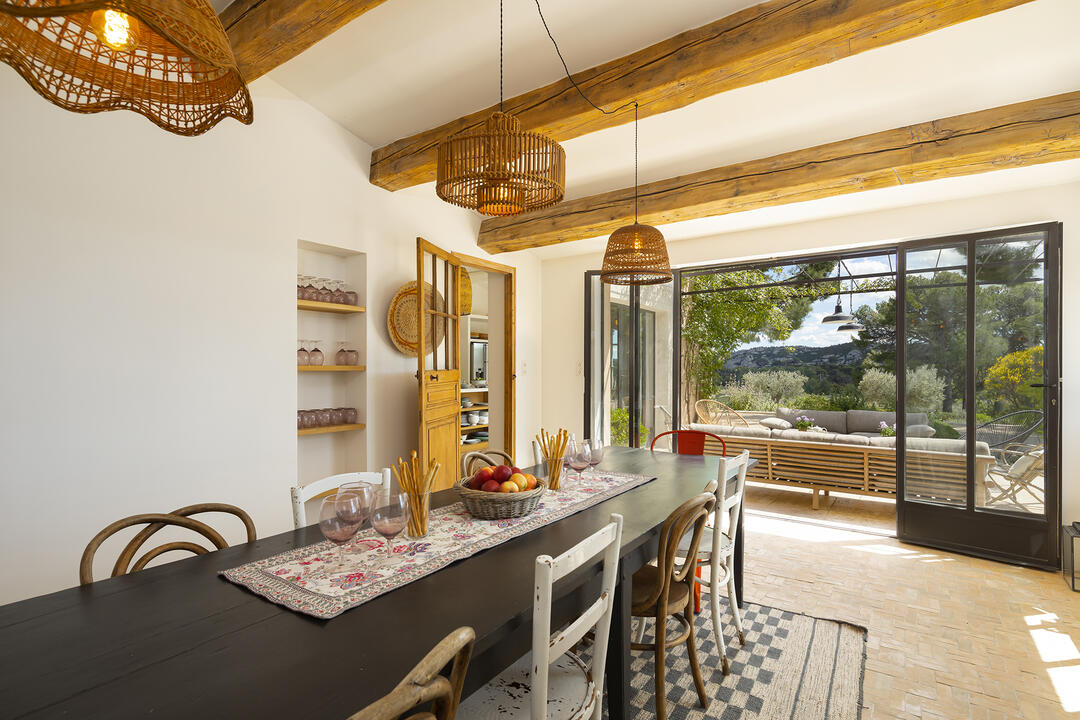 Schönes Bauernhaus in Alpilles mit atemberaubender Aussicht 4 - Mas des Cyprès: Villa: Interior