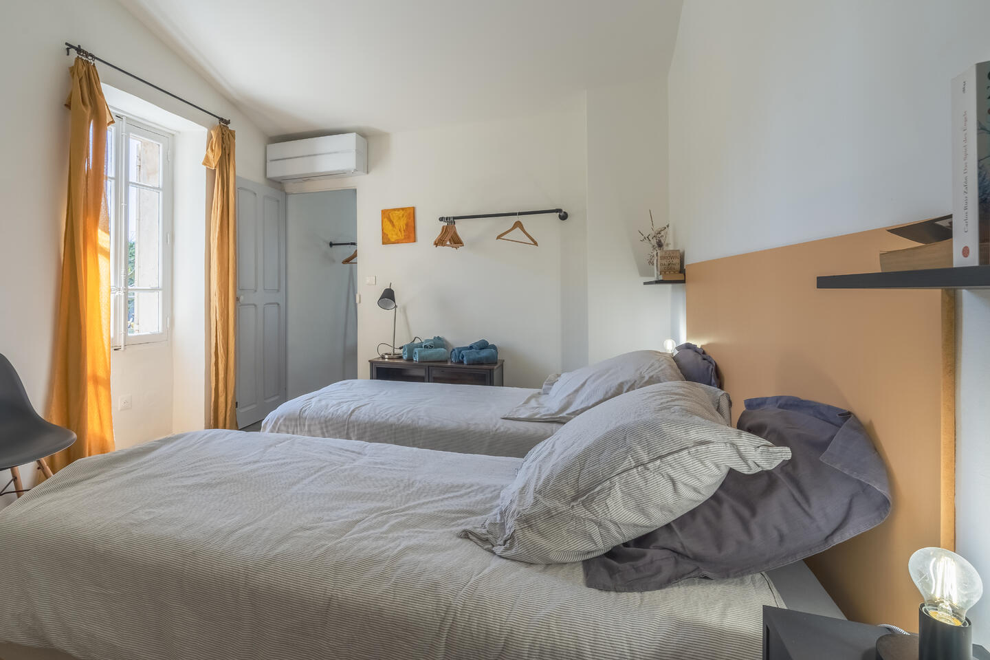 33 - Mas du Taureau: Villa: Bedroom - Goult