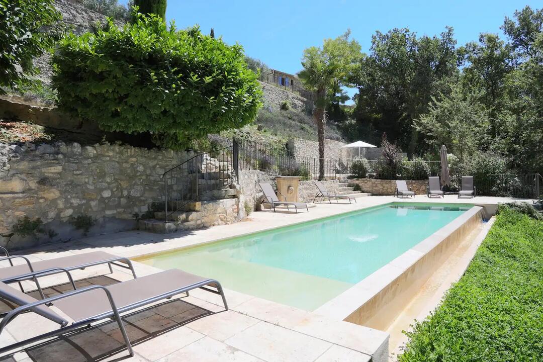 Mas rénové avec piscine à débordement chauffée dans le Luberon 5 - Mas Castillon: Villa: Pool