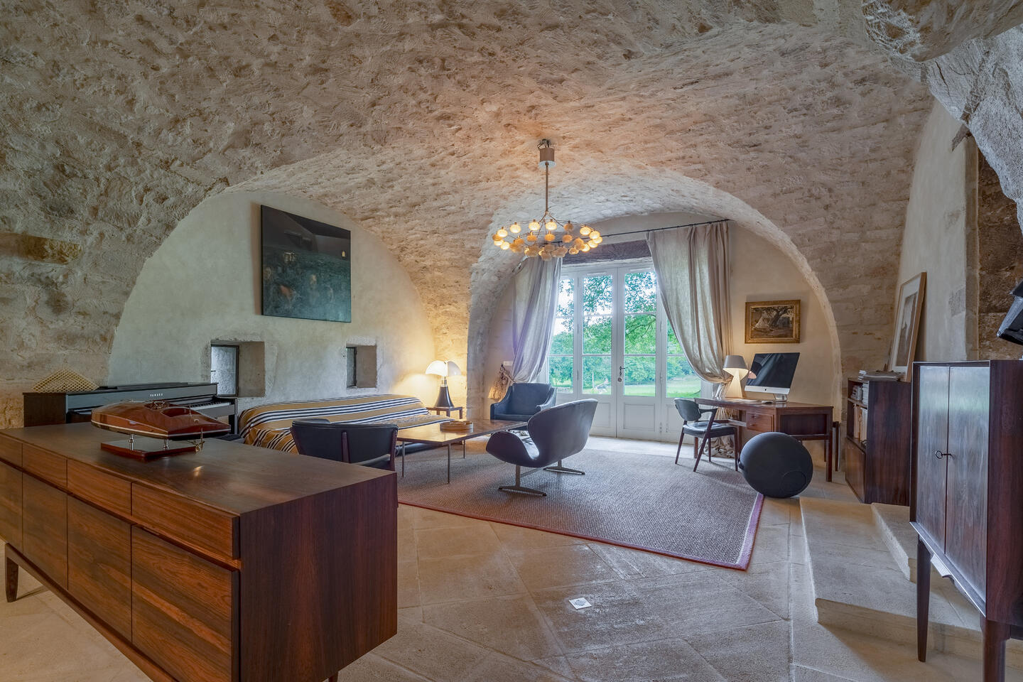 35 - La Bastide Neuve: Villa: Interior