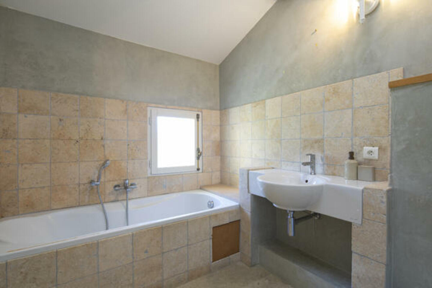 61 - Mas du Carlet: Villa: Bathroom