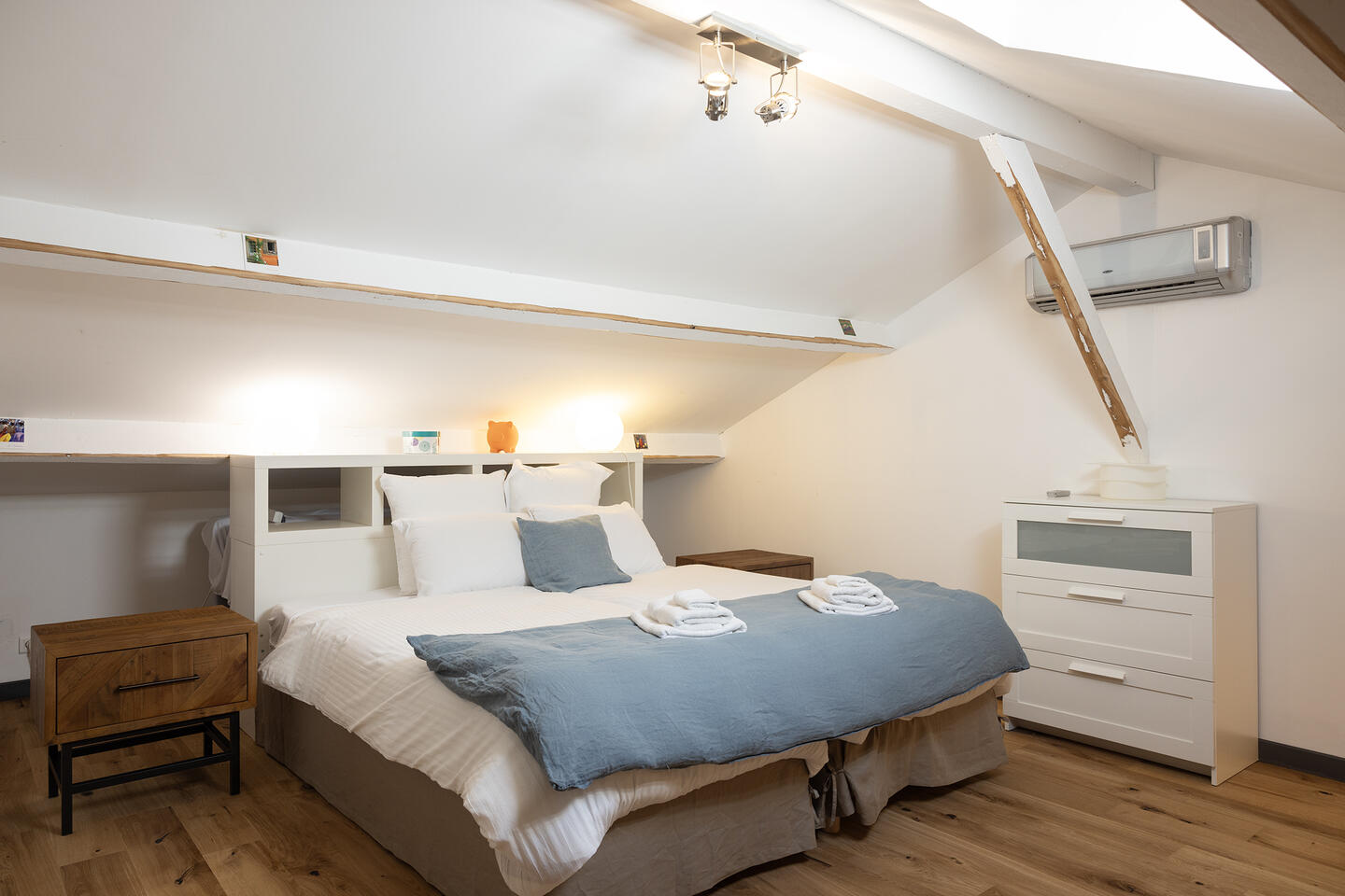 48 - La Maison de Village: Villa: Bedroom - Gastenverblijf Slaapkamer 4