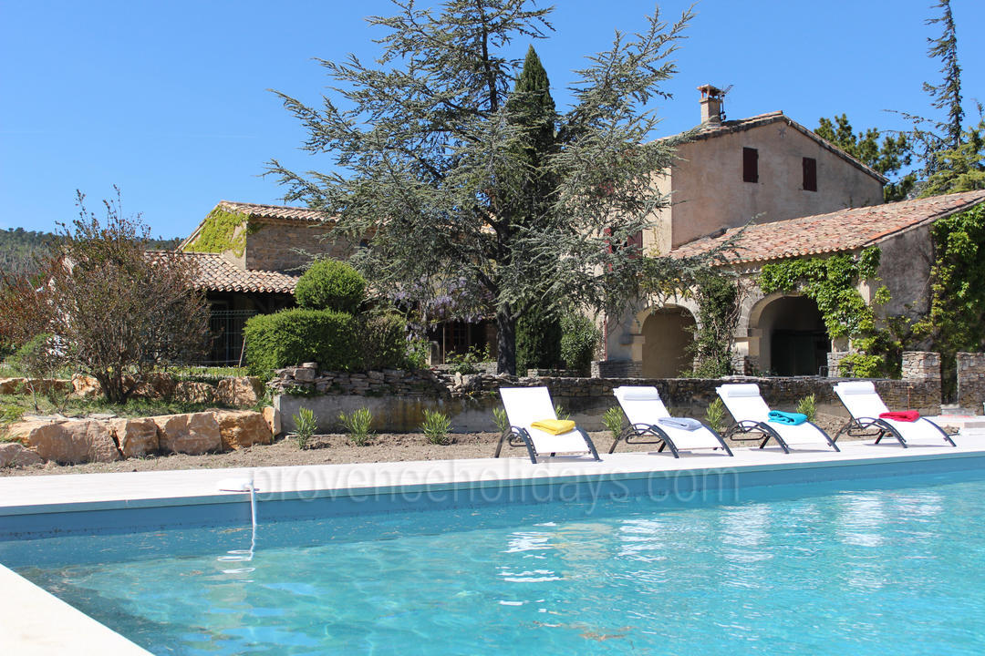 Large Holiday Rental House in Malaucène near the Mont Ventoux Chez Véronique: Swimming Pool - 4