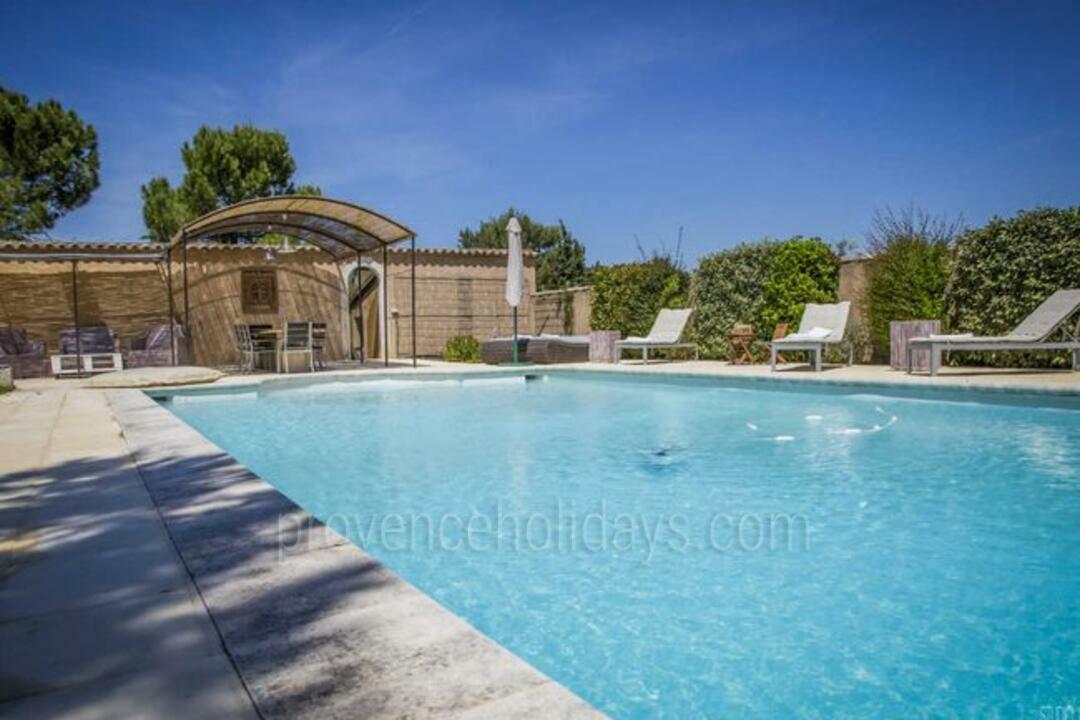 Charmant vakantiehuis in Saint-Rémy-de-Provence 6 - Mas du Valènt (10 pers.): Villa: Pool