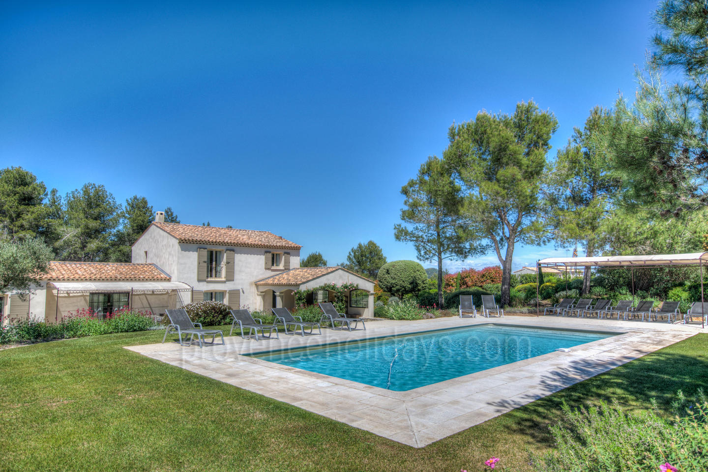 Location de vacances avec piscine chauffée à Eygalières 1 - Chez Marie Therèse: Villa: Pool