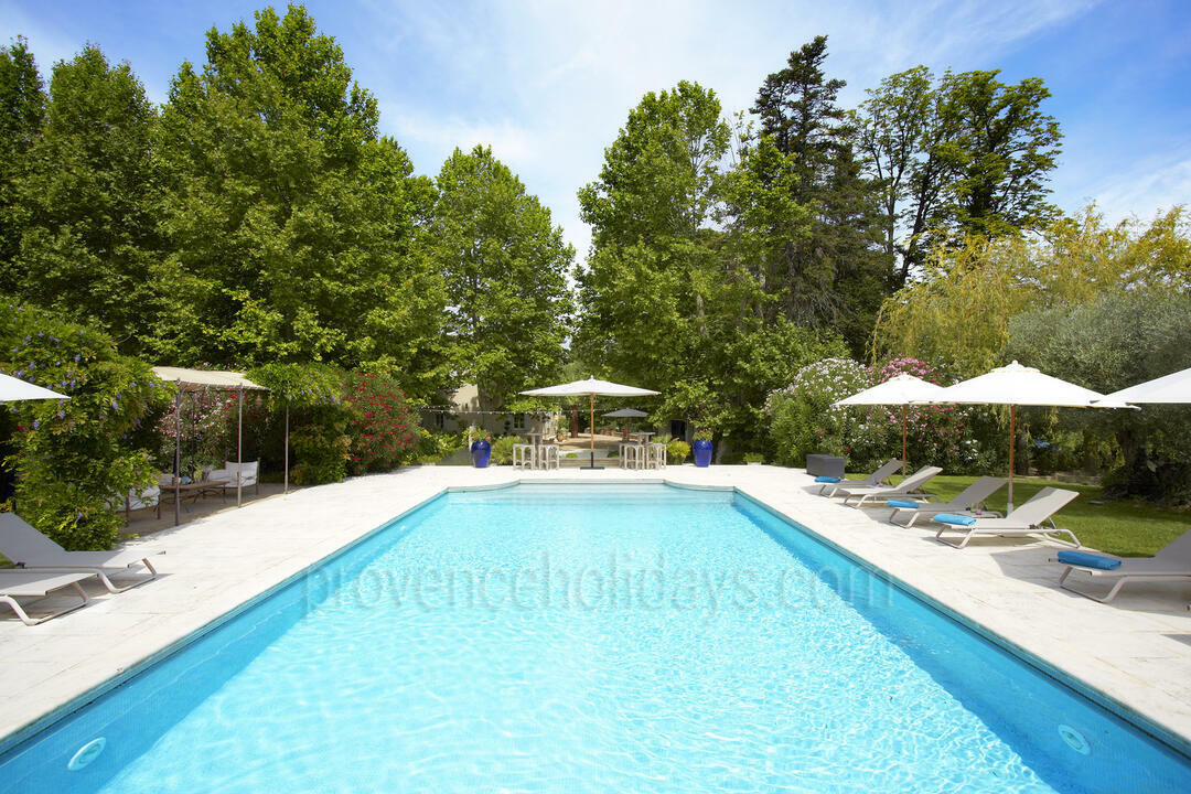 Landgoed met privétennisbaan in de buurt van Saint-Rémy 7 - Domaine de Provence: Villa: Pool