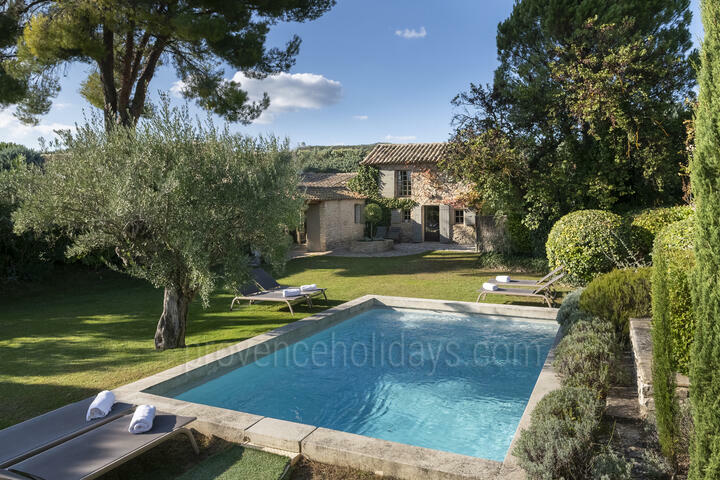 Recently Renovated Property with Private Pool in the Luberon