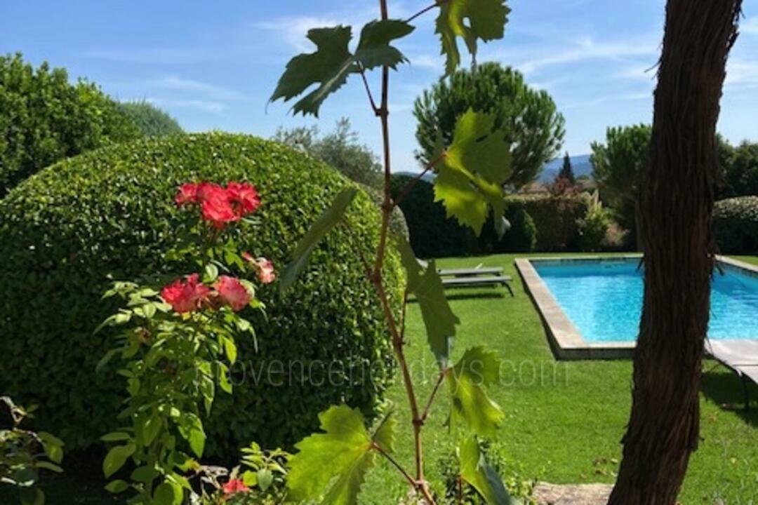Charming Holiday Rental with Private Pool in Luberon Bastide de Joucas: Exterior - 5