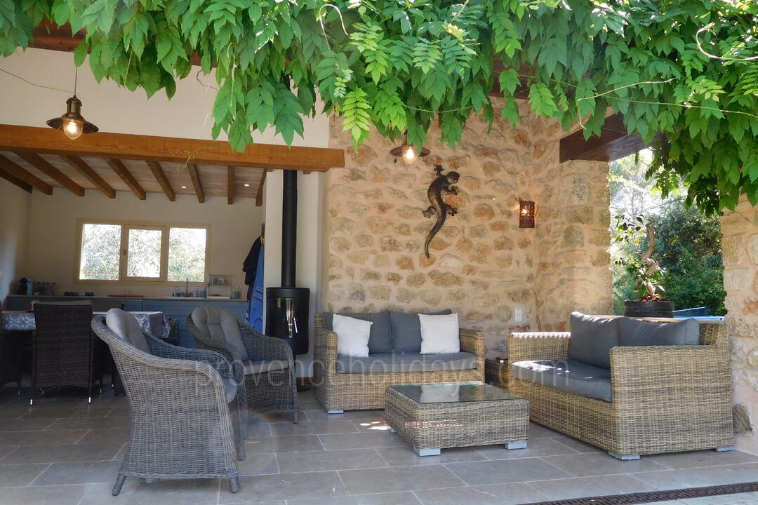Mooie grote stenen bastide met verwarmd zwembad 5 - Mas Lorgues: Villa: Interior