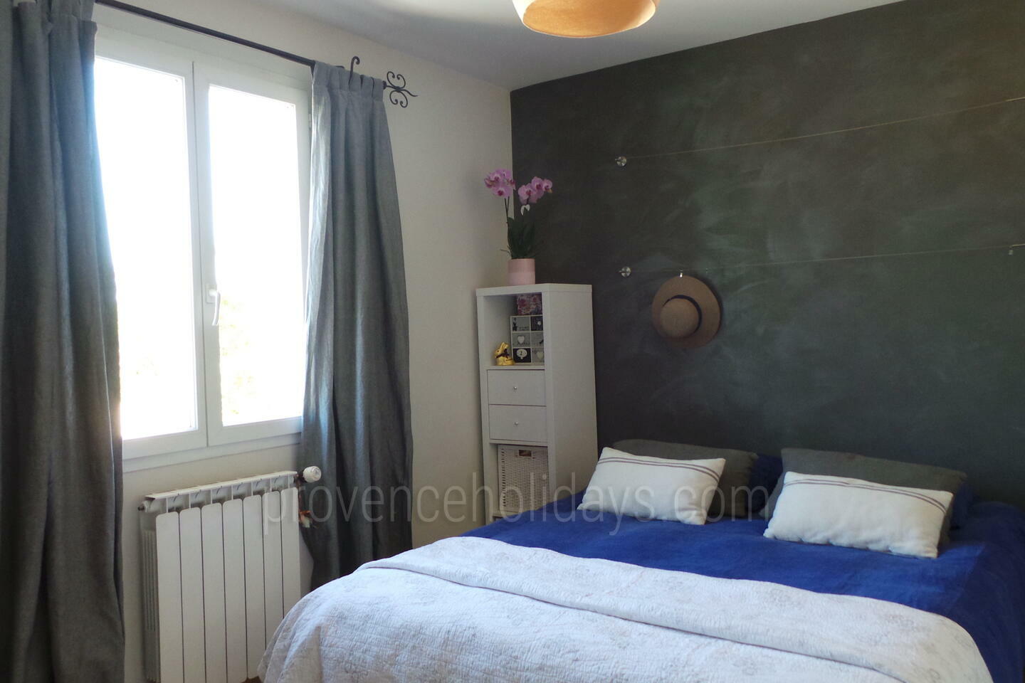 16 - Chez Corinne: Villa: Bedroom
