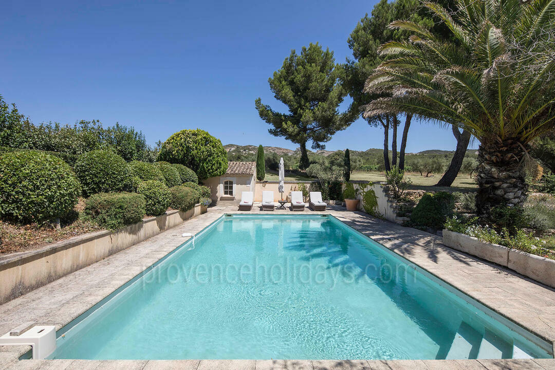 Lovingly Restored Mas with Heated Pool in the Alpilles 4 - Mas Mouriès: Villa: Pool
