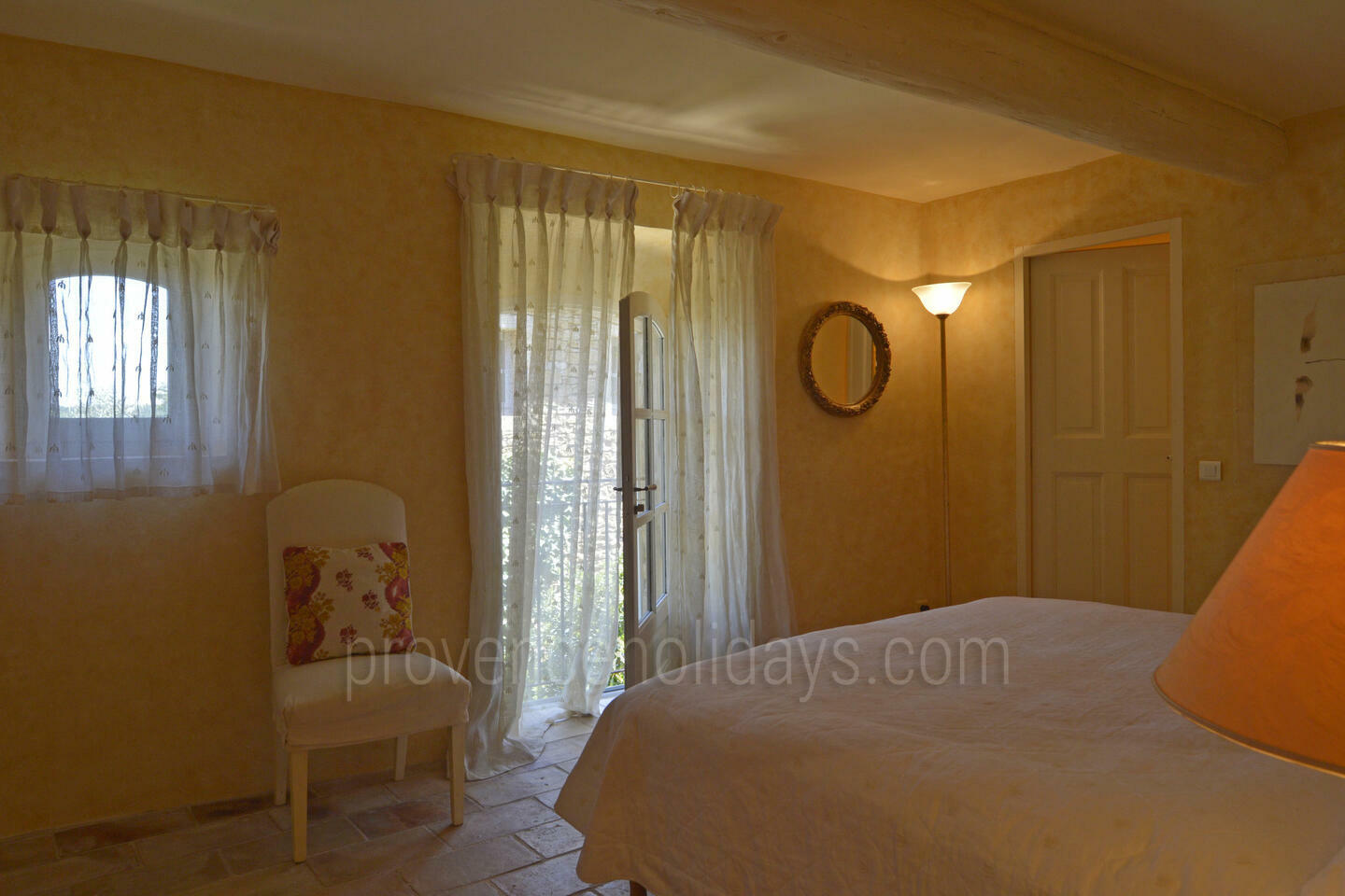 21 - Chez Maxence (4): Villa: Bedroom