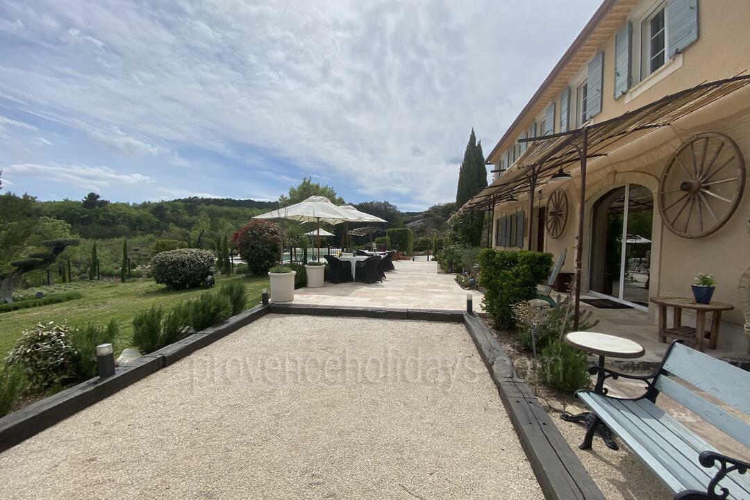 Onlangs gerestaureerd landhuis met verwarmd zwembad 6 - Bastide des Chênes: Villa: Exterior