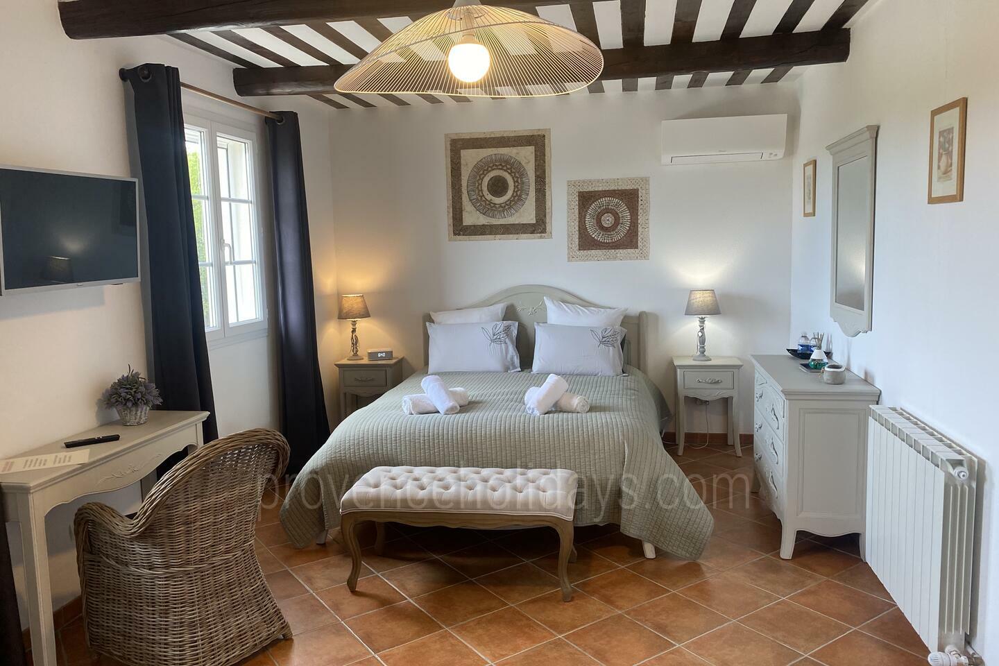 37 - Bastide des Chênes: Villa: Bedroom