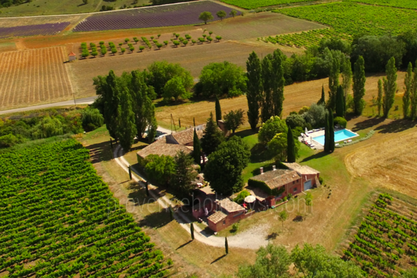 Outstanding Farmhouse with Heated Pool in the Luberon