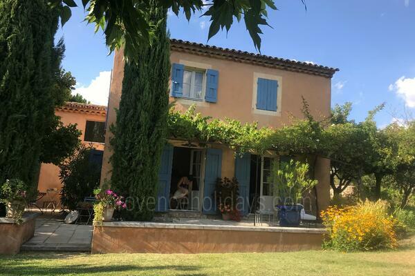 Authentic Holiday Rental with Private Pool in the Luberon