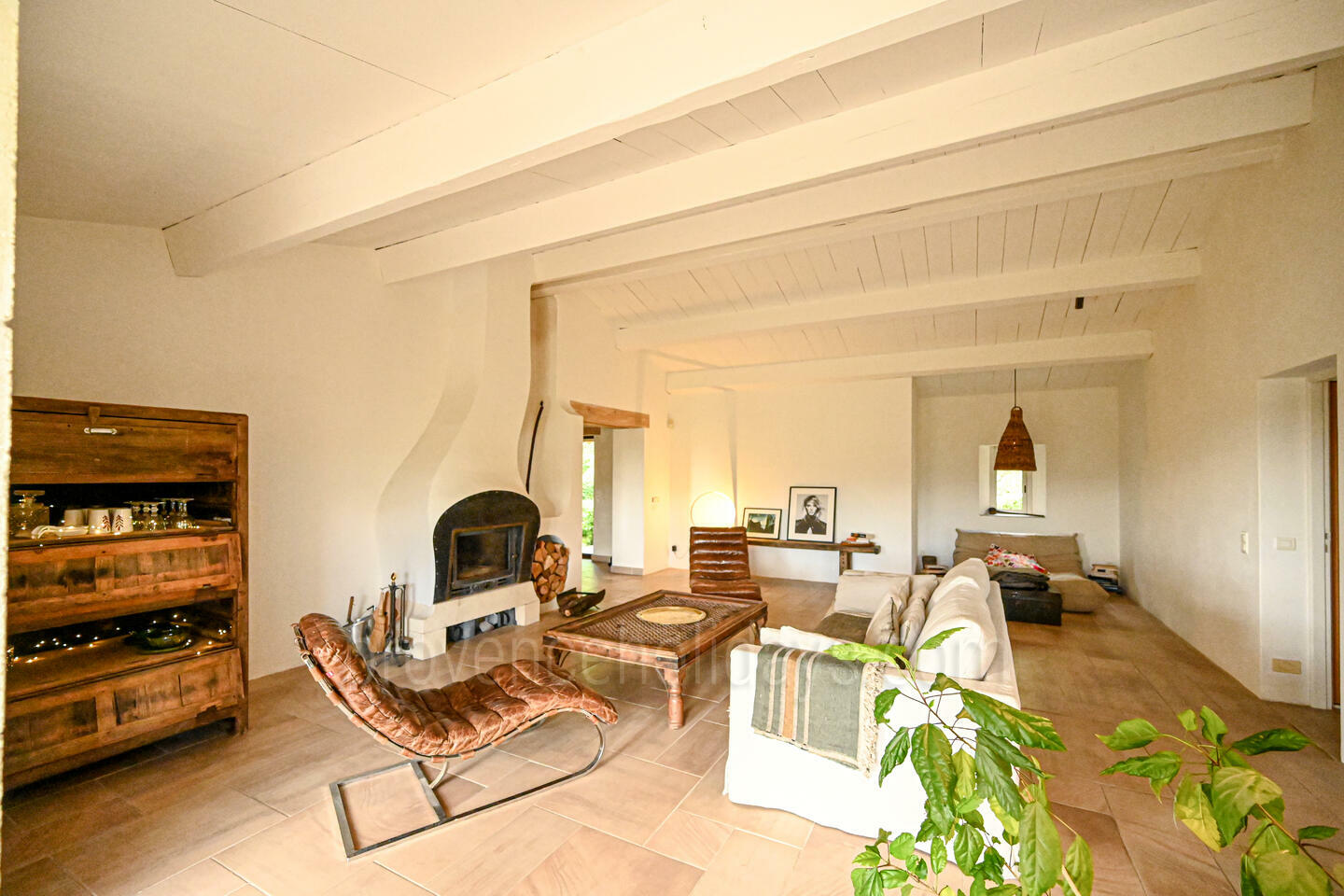 26 - Une Maison en Provence: Villa: Interior