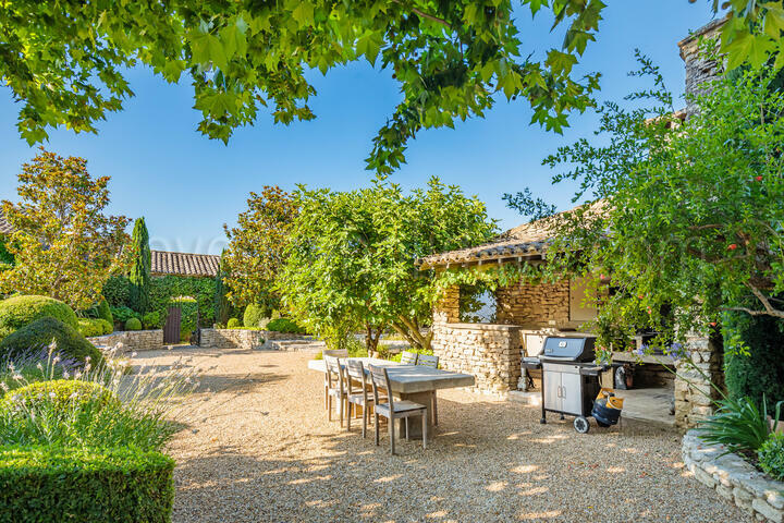 Schönes Anwesen mit Gästehaus in Cabrières-d'Avignon 3 - Mas Cabrières-d\'Avignon: Villa: Exterior