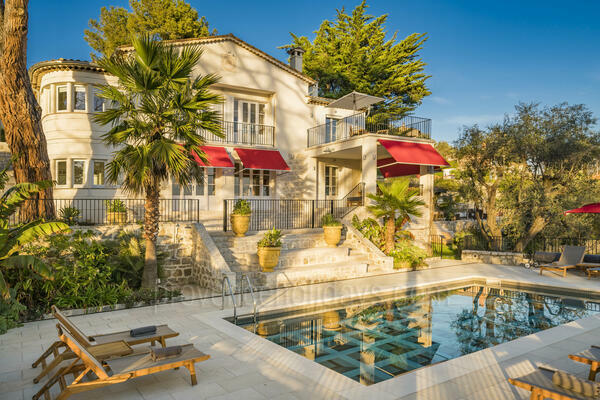 Luxe retro villa met verwarmd zwembad in de buurt van Nice