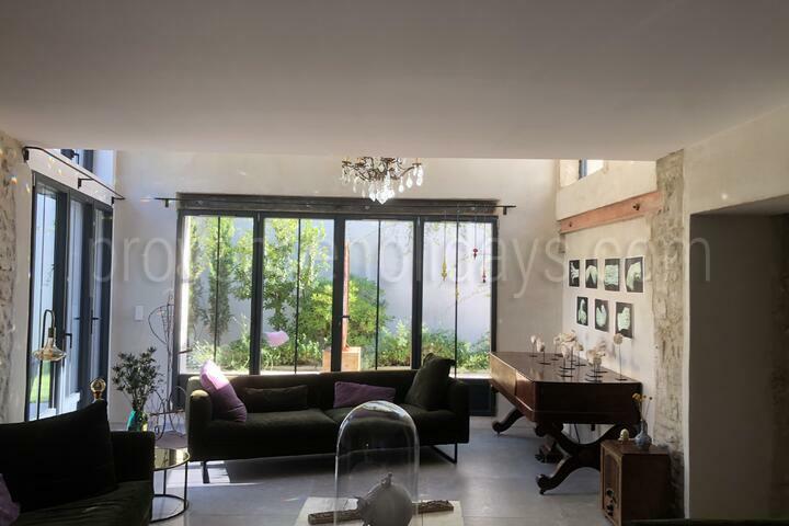 Renovierte Ferienwohnung mit Klimaanlage in Maillane 3 - Mas de Maillane: Villa: Interior