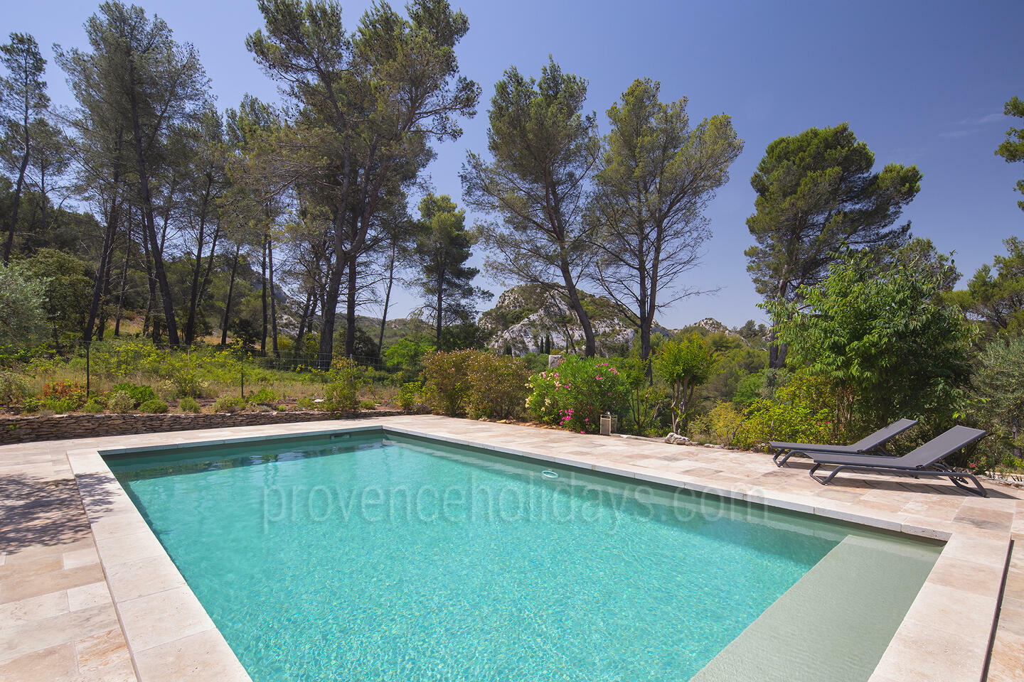 Calm and well-being in the heart of the Alpilles in St Rémy de Provence Le Clos du Figuier - 1