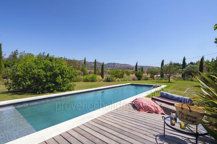 Beautiful Holiday Rental with Private Pool in the Luberon